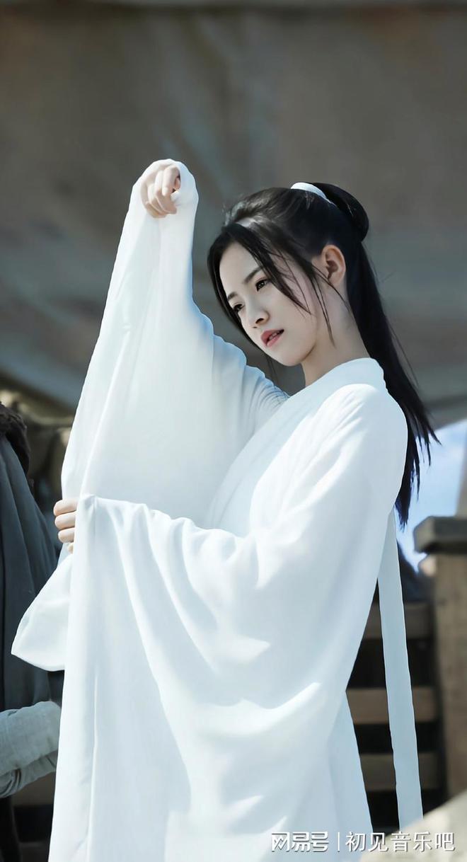 归江湖风云再掀狂澜观众期待值爆表!新葡京娱乐《雪中悍刀行2》强势回(图1) 归江湖风云再掀狂澜观众期待值爆表!新葡京娱乐《雪中悍刀行2》强势回(图1)